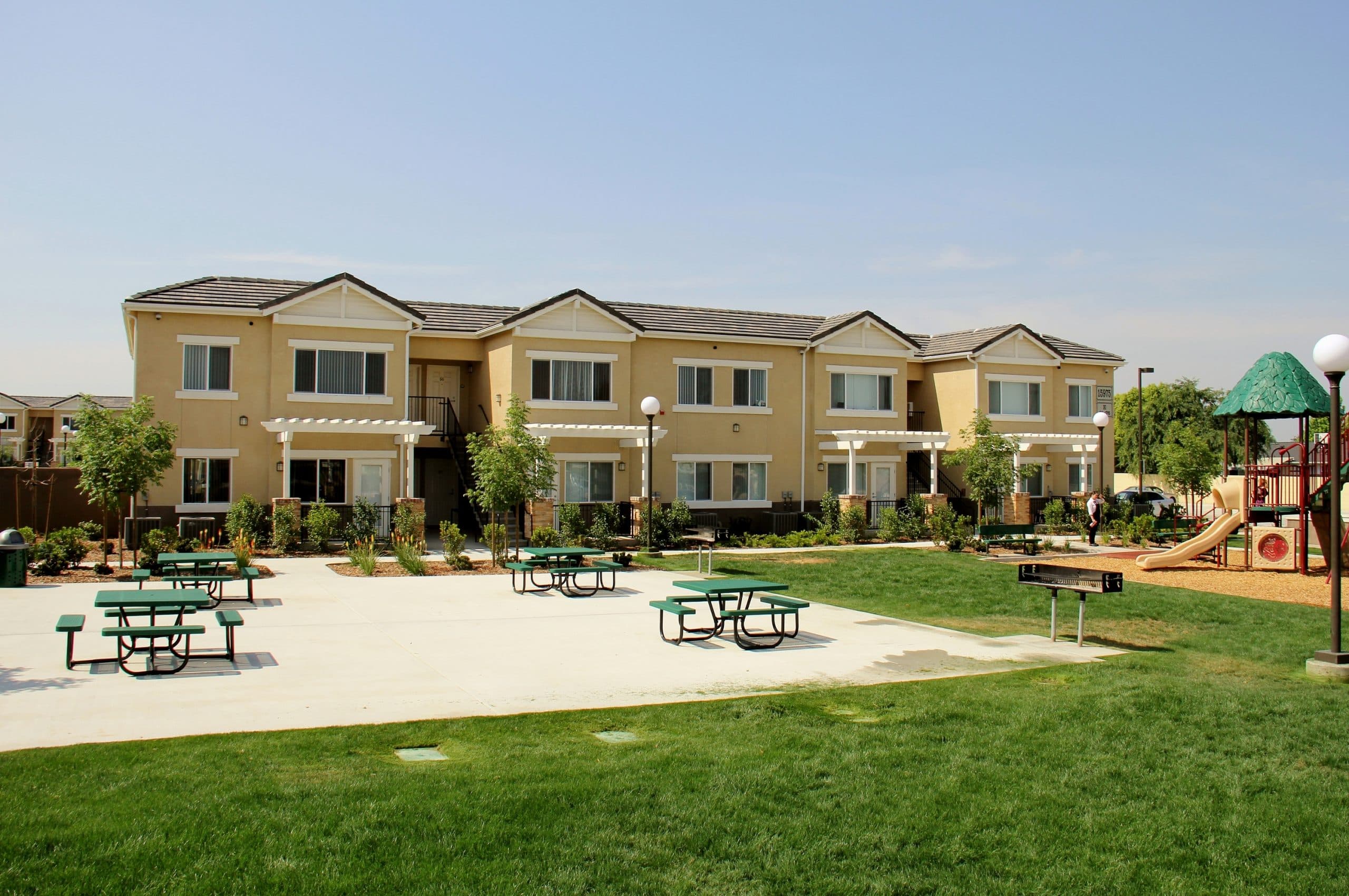 Ivanhoe Apartments buildings and landscaping