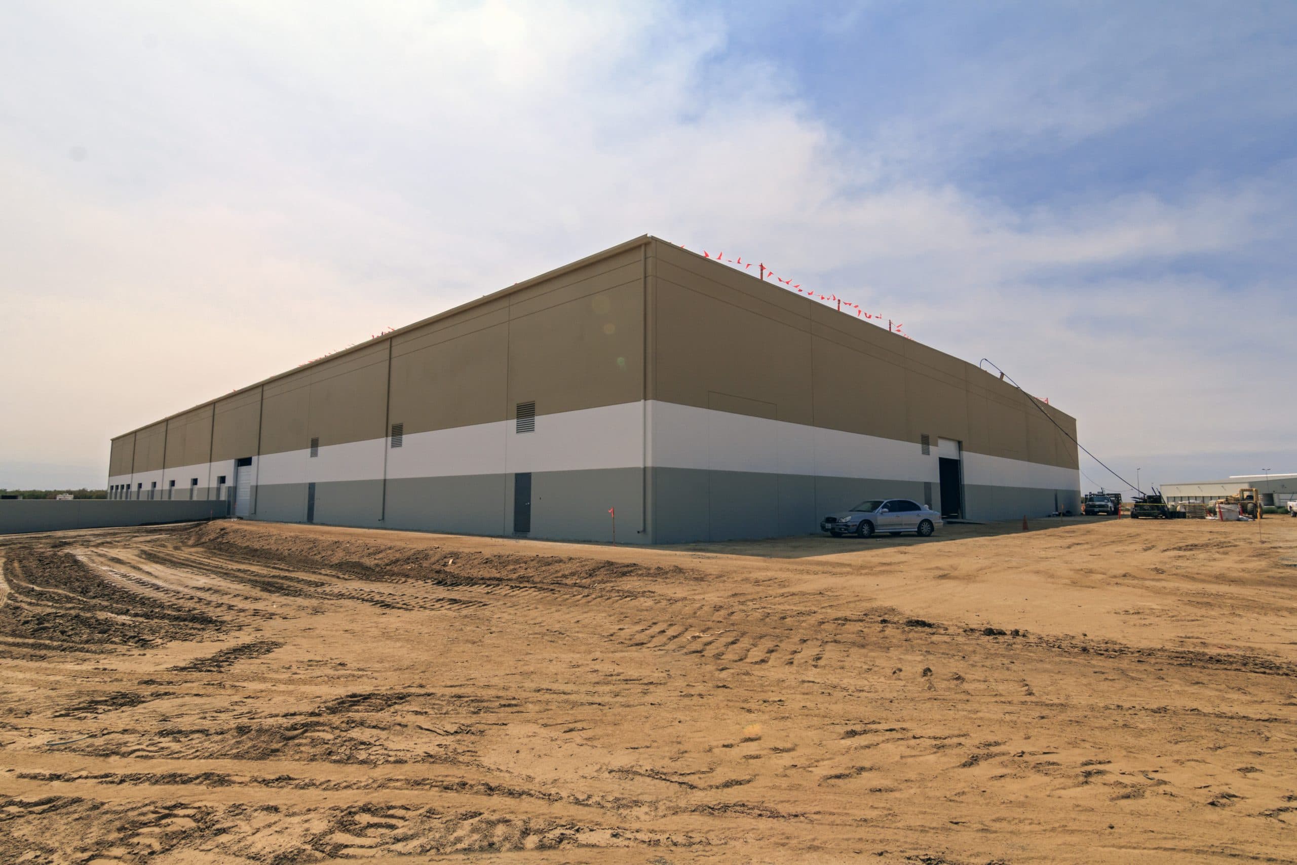 JS Ag Packaging Warehouse, built by Wallace & Smith (photo 2)