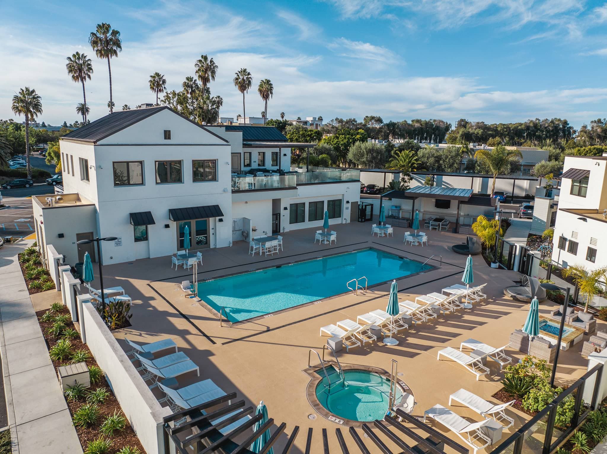 Cortona Point Apartments, built by Wallace & Smith (photo 3)