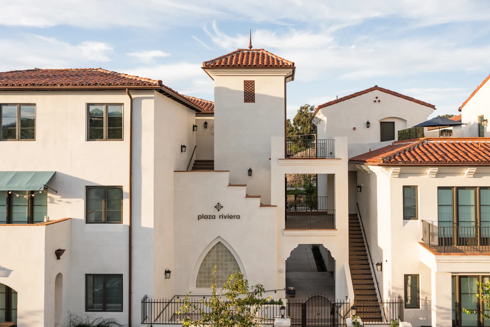 Plaza Riviera Apartments in Santa Barbara